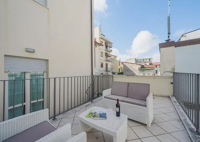 Amedeo By Interhome Viareggio